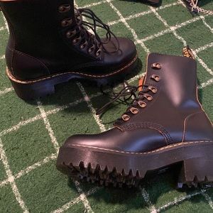 Dr Marten boots Leona
